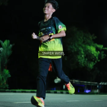 Runner Photo 3528024