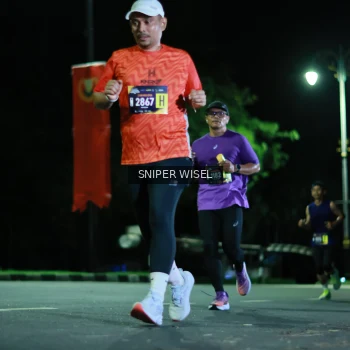 Runner Photo 3528165
