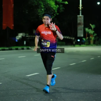 Runner Photo 3528175