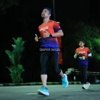 Runner Photo 3528271