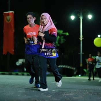 Runner Photo 3528366