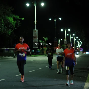 Runner Photo 3528375