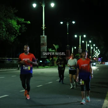 Runner Photo 3528376