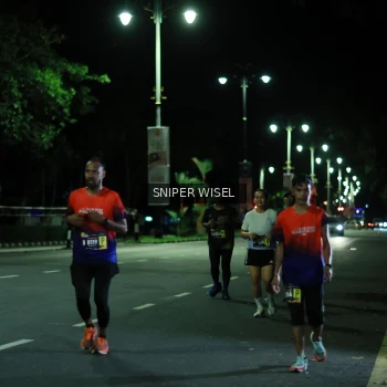 Runner Photo 3528378