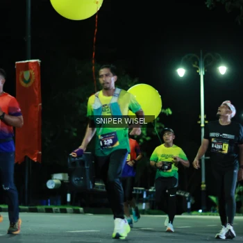 Runner Photo 3528405