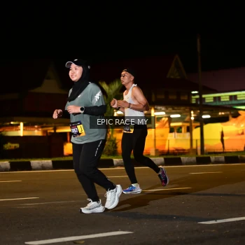 Runner Photo 3530667