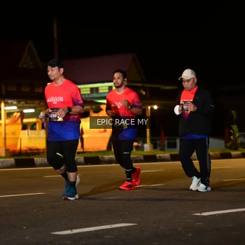 Runner Photo 3530733