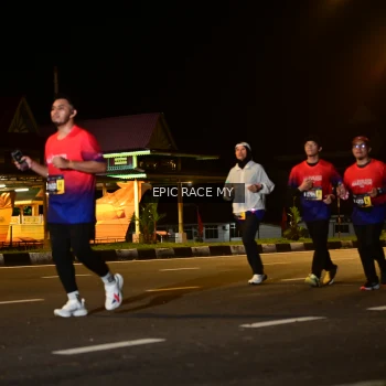 Runner Photo 3531376