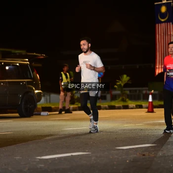 Runner Photo 3532438