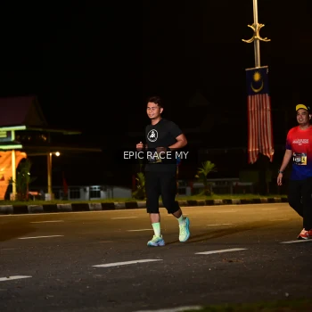 Runner Photo 3533176