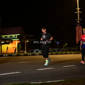 Runner Photo 3533179