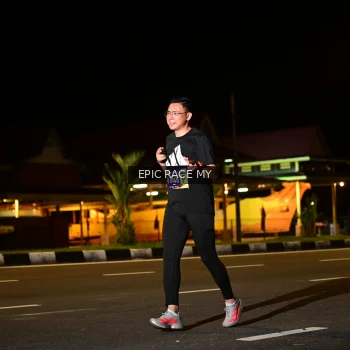 Runner Photo 3533375