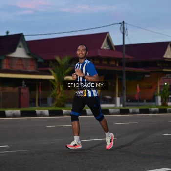 Runner Photo 3534140