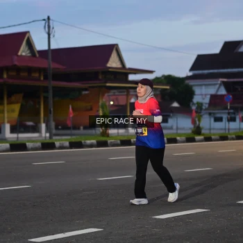 Runner Photo 3534145