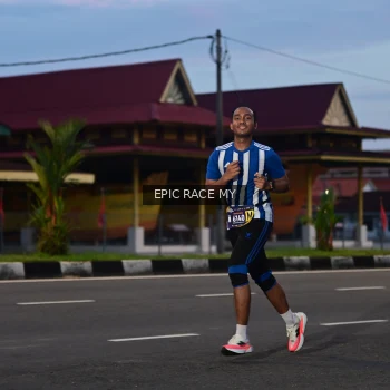 Runner Photo 3534146
