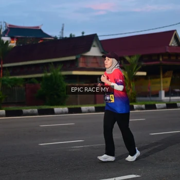 Runner Photo 3534151