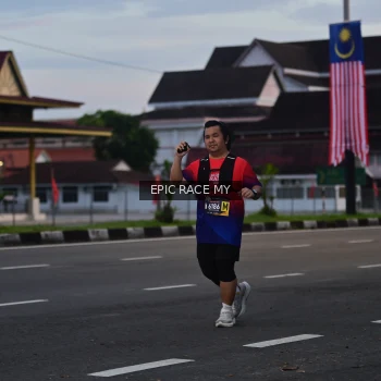 Runner Photo 3534153