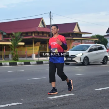 Runner Photo 3534160