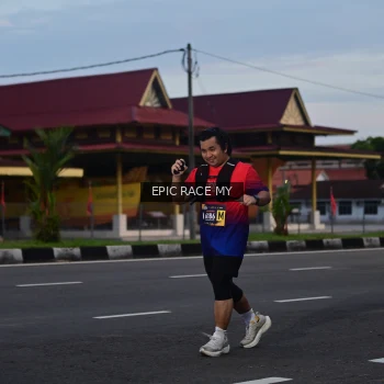 Runner Photo 3534165