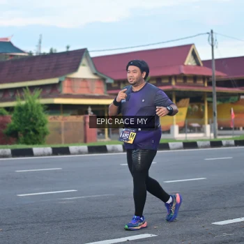 Runner Photo 3534172