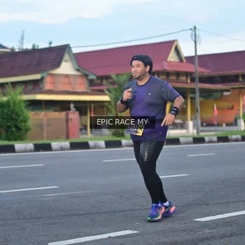 Runner Photo 3534176