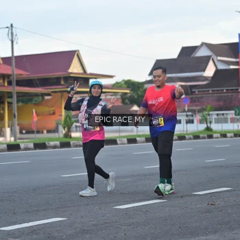 Runner Photo 3534189