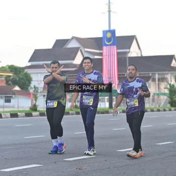 Runner Photo 3534236