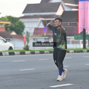 Runner Photo 3534241