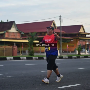 Runner Photo 3534268
