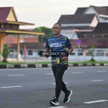 Runner Photo 3534271