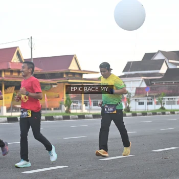 Runner Photo 3534308