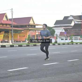 Runner Photo 3534333
