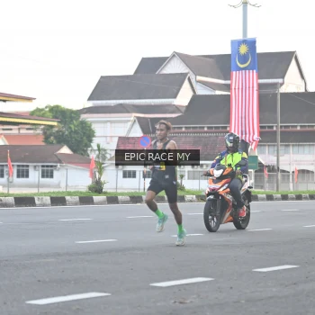Runner Photo 3534372