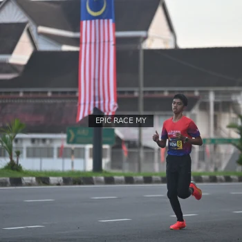 Runner Photo 3534376