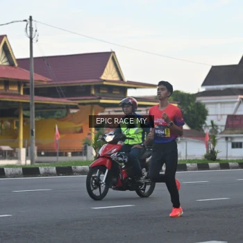 Runner Photo 3534386