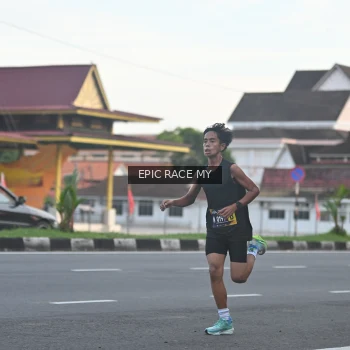 Runner Photo 3534393