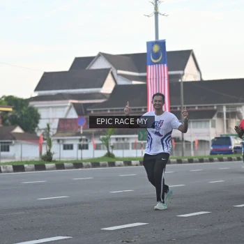 Runner Photo 3534400