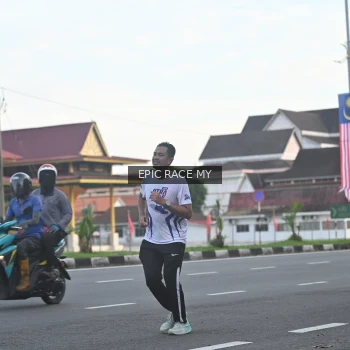 Runner Photo 3534402