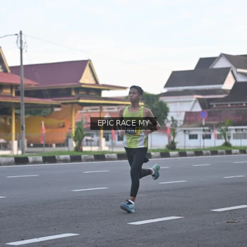 Runner Photo 3534435