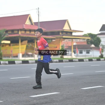Runner Photo 3534500
