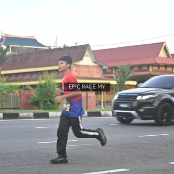 Runner Photo 3534502