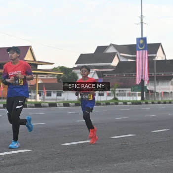 Runner Photo 3534524