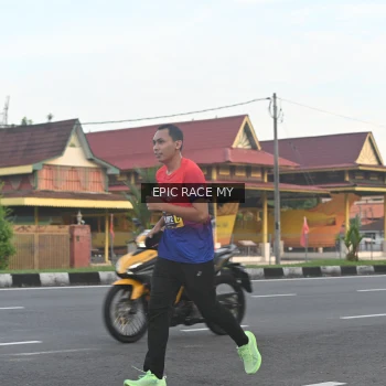Runner Photo 3534571