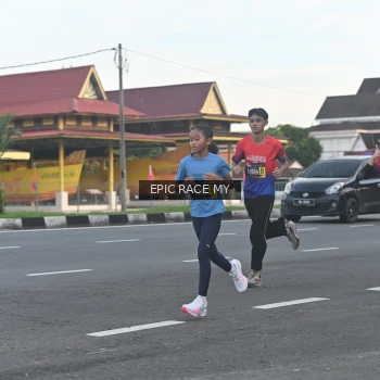 Runner Photo 3534572