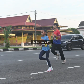 Runner Photo 3534574