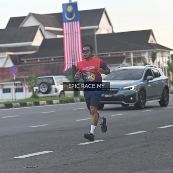 Runner Photo 3534577