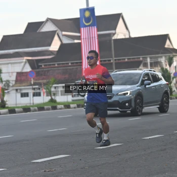 Runner Photo 3534578