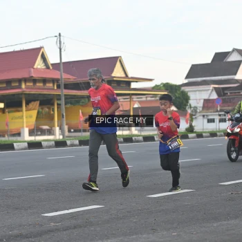 Runner Photo 3534608