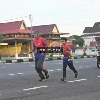 Runner Photo 3534609