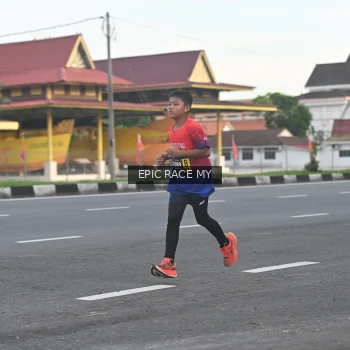 Runner Photo 3534613